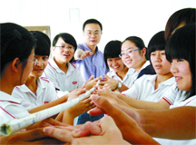 台北高中生公园集体虐龟事件凸显了生命教育的缺失