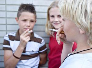 六个方法帮助孩子戒除抽烟的不良行为