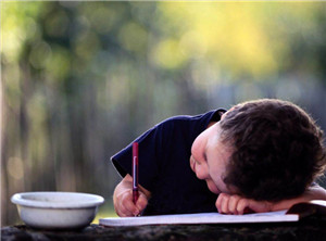 孩子做作业慢、磨磨蹭蹭怎么办？