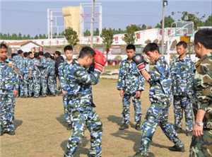 湖南戒除网瘾特训学校哪家好？谨记一听二问三考察