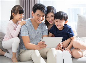 孩子网瘾根子在爹妈 爹不疼娘不亲缺少关爱才是主因