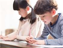 负面的自我评价会击垮孩子的自信心