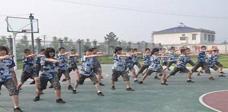 汉中青少年特训学校