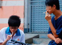 初中烟瘾少年，老师只用4个方法成功让孩子戒除烟瘾