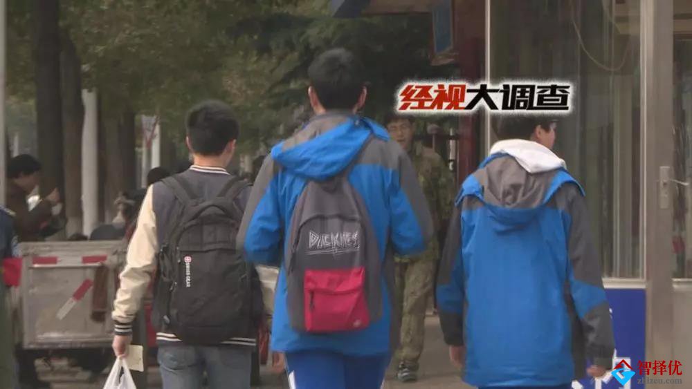 中小学生因沉迷游戏充值上万，送长沙戒网瘾学校才得到转变