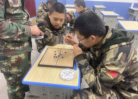 从封闭学校出来的孩子会怎样，这三种情况让家长沉默