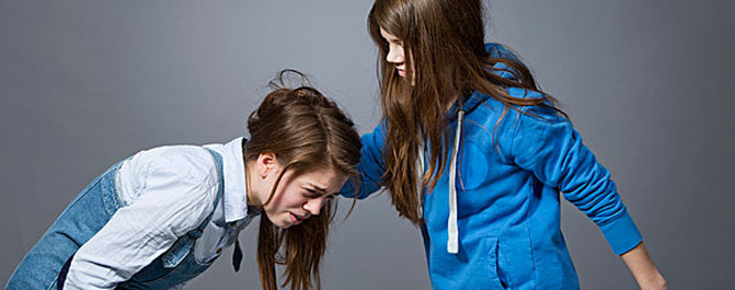 青少年犯罪与5种不良的家庭教育有关