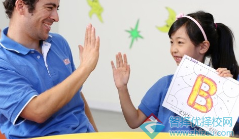 <b>孩子的未来 父母是关键 但不是总开关</b>
