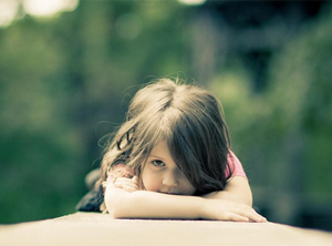孩子亲情淡漠对家没有感情的原因和4种培养途径