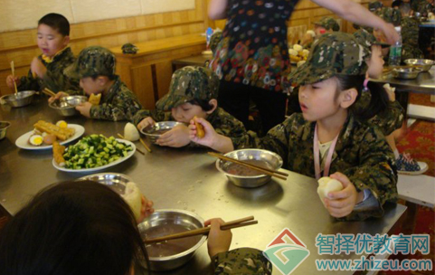 中外教育差异浅析：昆虫馆里的两种孩子和两种家长
