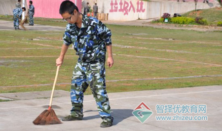 全封闭式管理特训学校特殊教育优势之练字诀.jpg