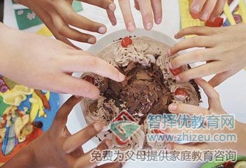 孩子自私冷漠怎么办
