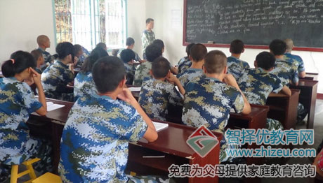 叛逆少年学校怎样教育叛逆期孩子