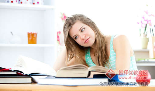 高三学生高考压力大产生考试焦虑症导致紧张失眠.jpg