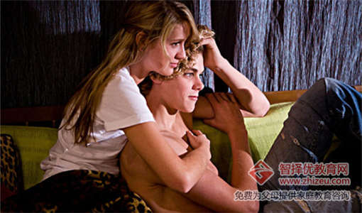 孩子早恋教育与青春期心理成长息息相关.jpg