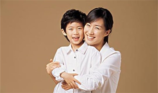 青春期教育叛逆孩子关乎家庭教育.jpg