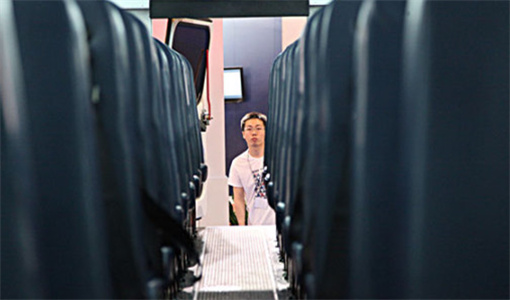 山东叛逆少年.jpg 离家出走叛逆少年缺乏关爱.jpg