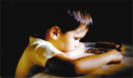 孩子叛逆结交不良朋友怎么教育