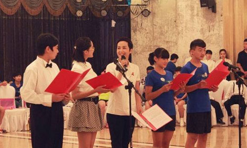 变声期是在青春期什么时候开始.jpg