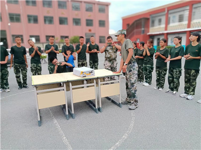 学校风景照片.jpg